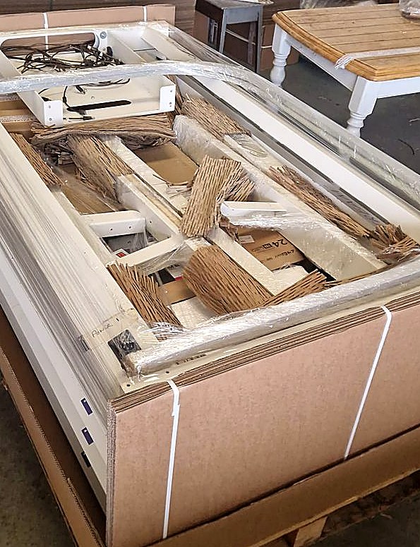 Protective cardboard packaging and internal protection for scanner export
